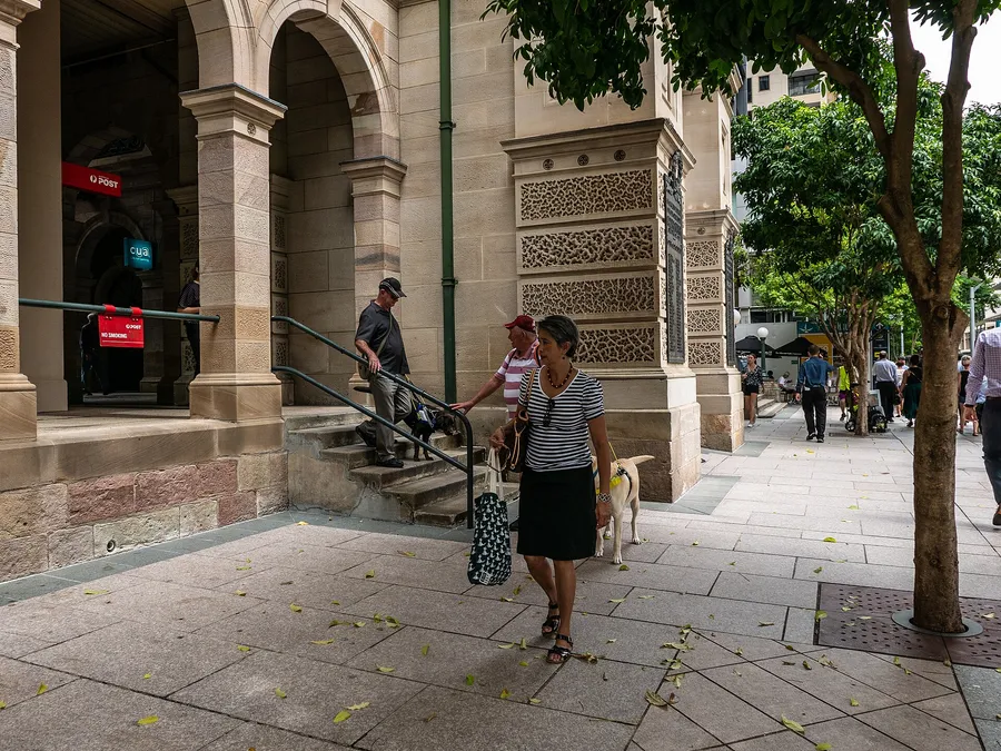 Australian Travel Guide — up close